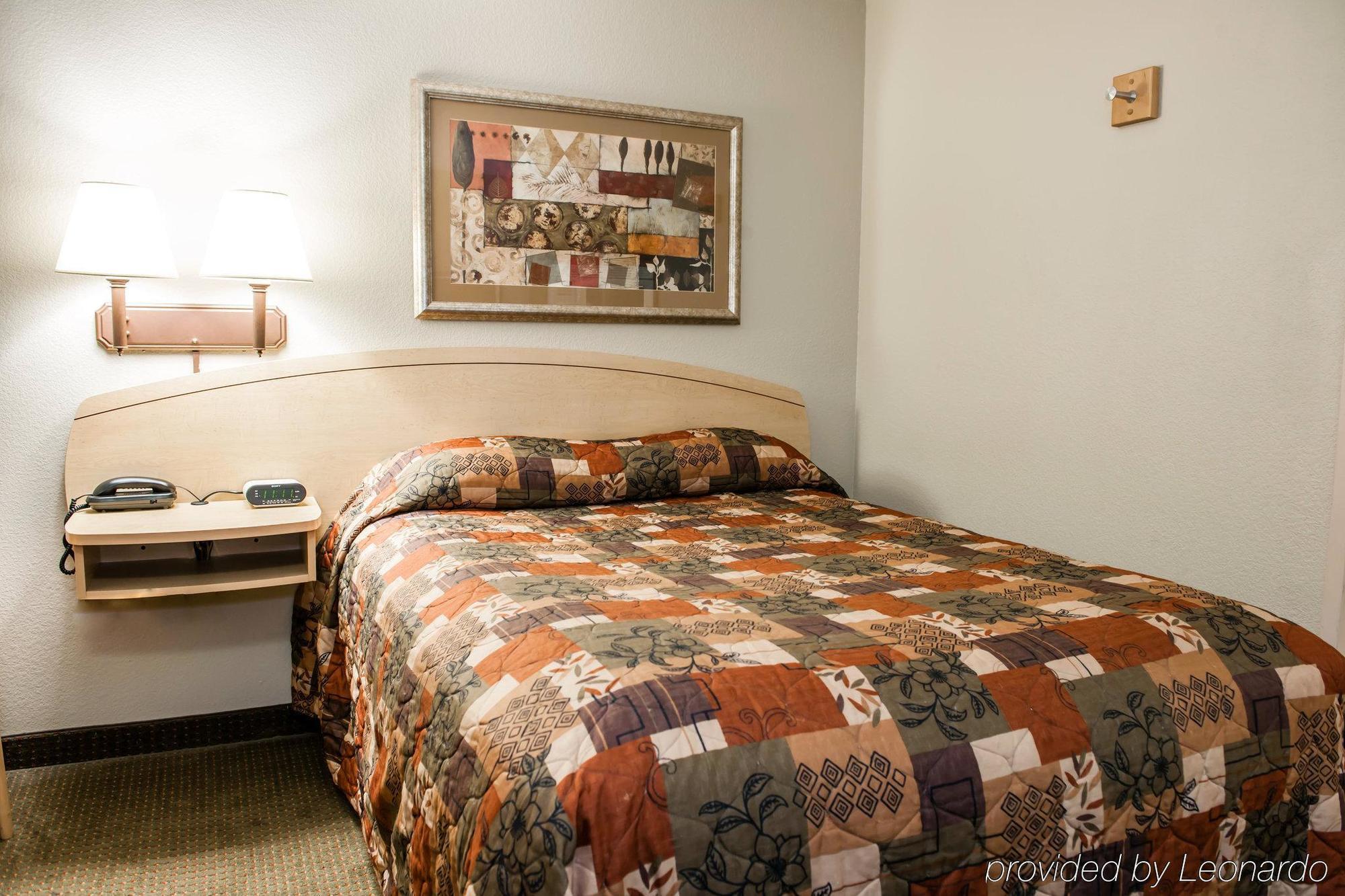 Suburban Extended Stay Northeast Indianapolis Exterior photo