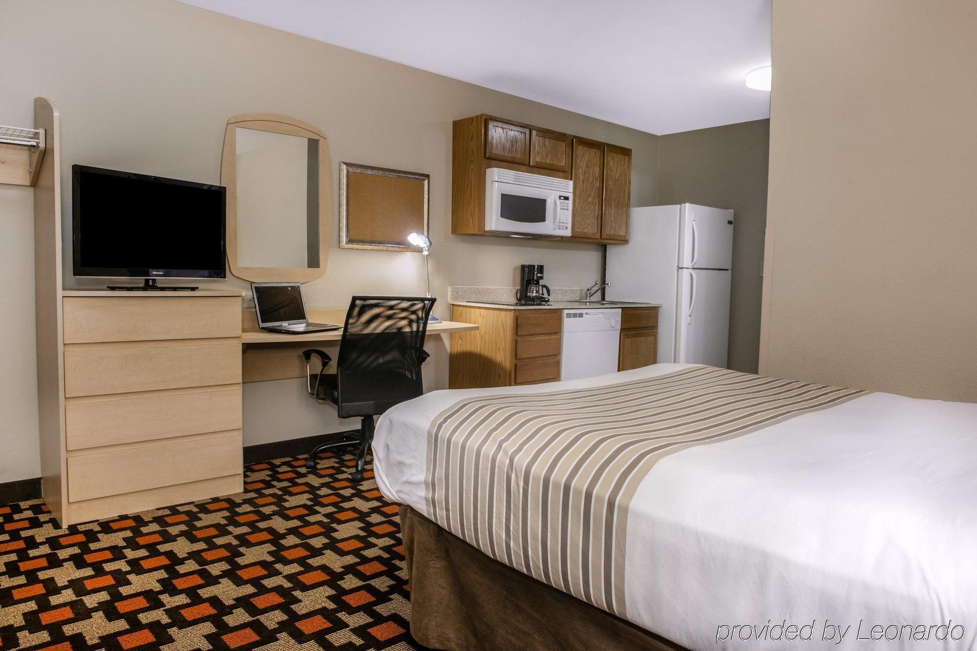 Suburban Extended Stay Northeast Indianapolis Exterior photo